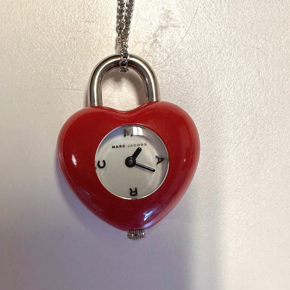 Marc by Marc Jacobs heart/watch necklace